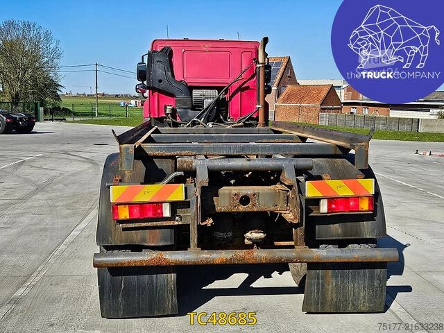 Шасси с кабиной DAF 85 CF 360