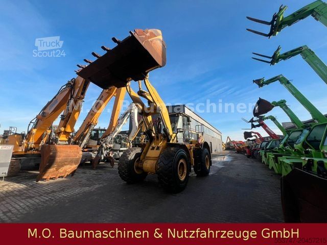 Pala gommata CATERPILLAR 972 K / AC / ZSA /