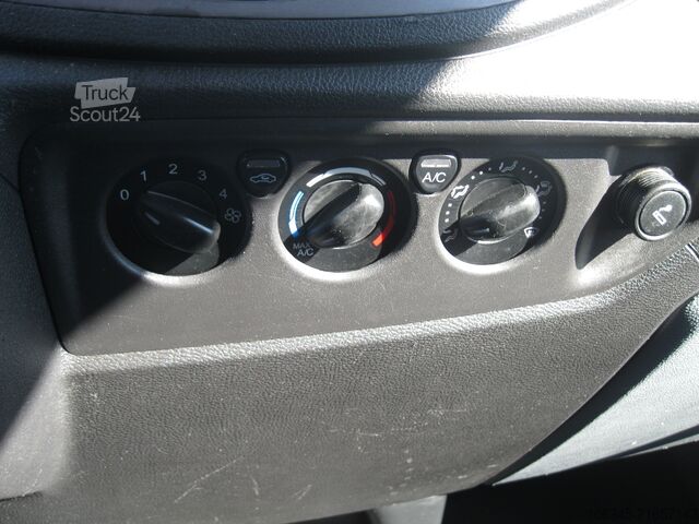 Magas tetős furgon Ford Transit 350