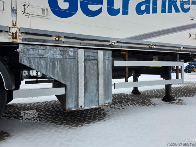 Getränkeauflieger  System Trailer PRSSL-34-1TRI / Ladebordwand