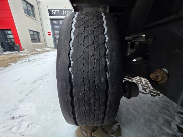 Getränkeauflieger  System Trailer PRSSL-34-1TRI / Ladebordwand