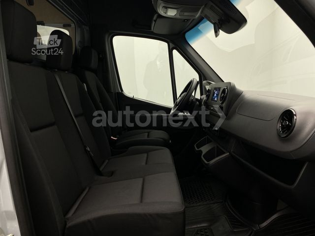 Fourgon surélevé MERCEDES-BENZ Sprinter 317 Aut.*AHK 3,5t* KAMERA+STANDHEIZUNG