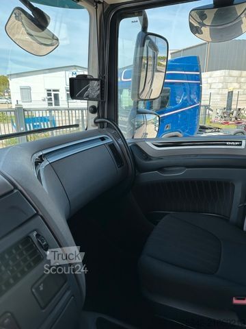 Tractor estándar DAF XF 480 LED STANDKLIMA RET 2 TANK  NEW TACHO 4.1