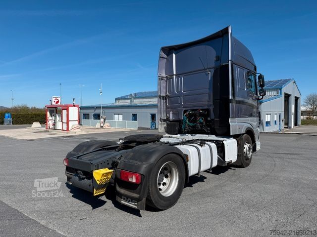 Tractor estándar DAF XF 480 LED STANDKLIMA RET 2 TANK  NEW TACHO 4.1