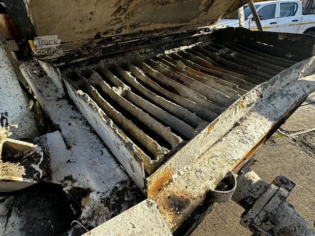 Camión bomba de hormigón MERCEDES-BENZ SK 2631 6X4 LSB 36M BETONPOMP 370 BAR