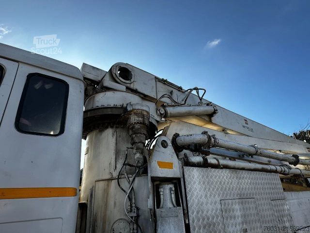 Camión bomba de hormigón MERCEDES-BENZ SK 2631 6X4 LSB 36M BETONPOMP 370 BAR