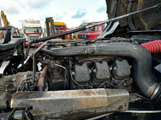 Camión bomba de hormigón MERCEDES-BENZ SK 2631 6X4 LSB 36M BETONPOMP 370 BAR