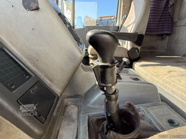 Chasis de camión DAF 95.350 ATI 6X2 10 Wheels ZF MANUAL GEARBOX