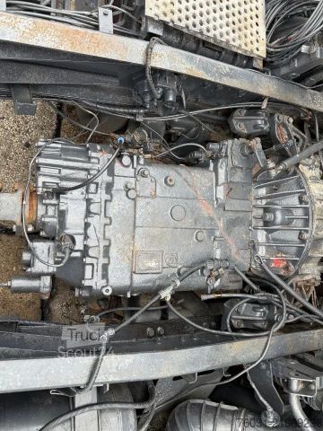 Chasis de camión DAF 95.350 ATI 6X2 10 Wheels ZF MANUAL GEARBOX