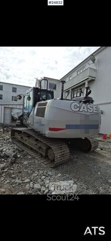 Excavadora sobre orugas CASE CX180D