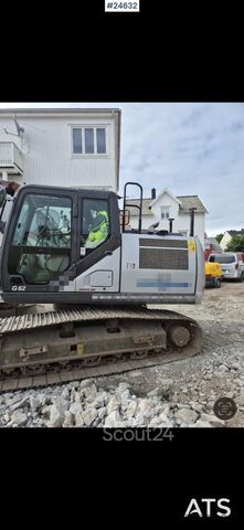 Excavadora sobre orugas CASE CX180D