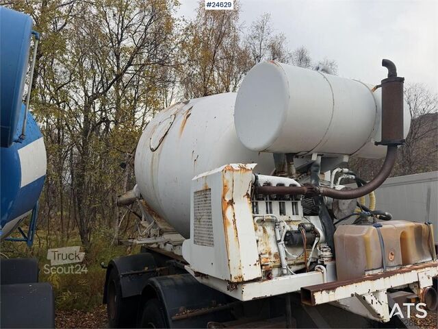 Remolque hormigonero RKP PHV-205 con tambor Mosstec RKP PHV-205 concrete trailer with Mosstec drum