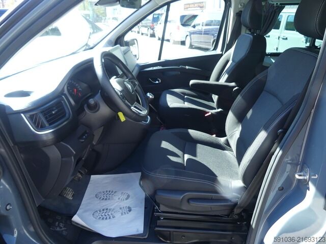 Obytné vozidlo renault Mooveo Trafic 2.0 DCI Campervan 2 LED/STNDHZ/MARKISE