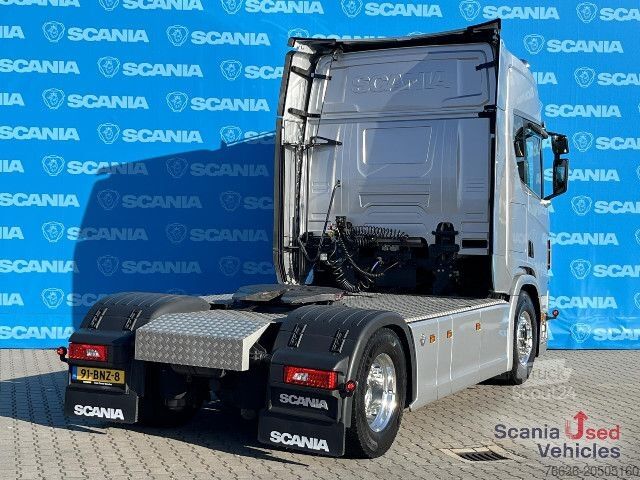 Standard dragbil Scania R 730 A4x2NB V8 RETARDER FULL AIR 9T NAVI LED S2
