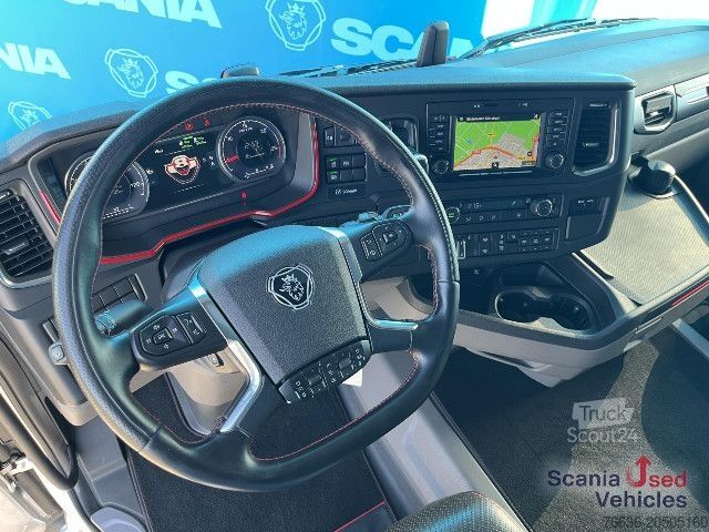 Standard dragbil Scania R 730 A4x2NB V8 RETARDER FULL AIR 9T NAVI LED S2