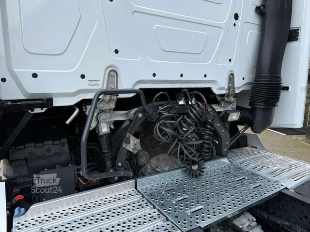 Standard-SZM Mercedes-Benz Actros 1845 L Bigspace 2x tank Standairco Smart...