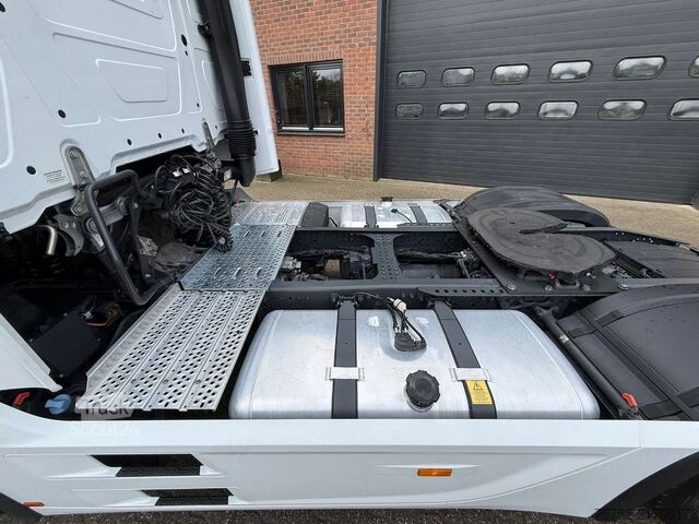Standard-SZM Mercedes-Benz Actros 1845 L Bigspace 2x tank Standairco Smart...