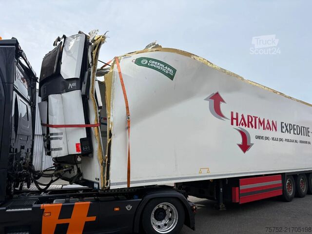 Μεταφορά σε ψύξη/κατάψυξη Krone N/A SD Thermo King A 400 DAMAGE