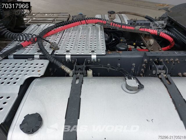 Standard-SZM Renault T 480 4X2 SleeperCab Hydraulic