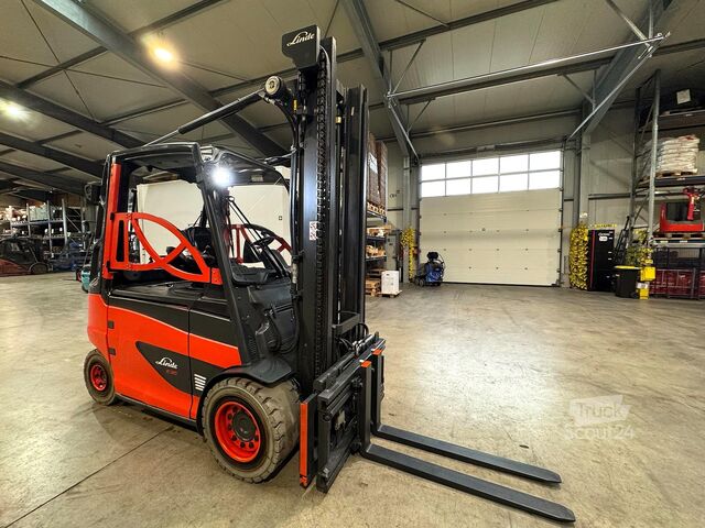 2017 خدمة حتى 07/2027 11,137 ساعة عمل Linde E 35/600H-388-01