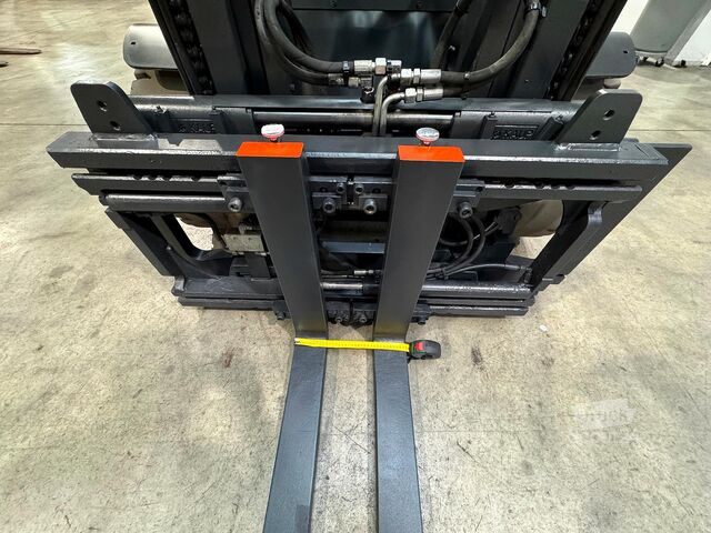 2017 خدمة حتى 07/2027 11,137 ساعة عمل Linde E 35/600H-388-01