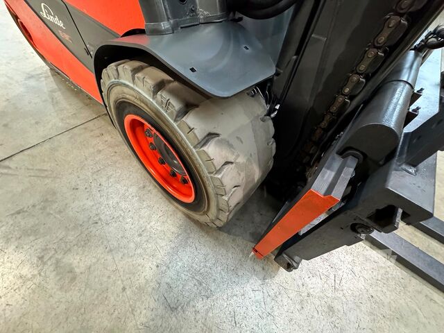 2017 خدمة حتى 07/2027 11,137 ساعة عمل Linde E 35/600H-388-01