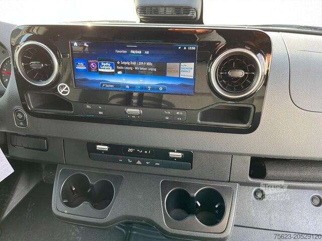 Panel van Mercedes-Benz Sprinter 317 CDI Kasten Maxi Klima Sitzh. Kamera MBUX