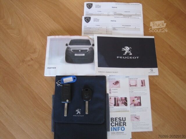 Camionnette sur mesure Peugeot Partner 1.6 HDI Hygieneausbau 3-Sitzer