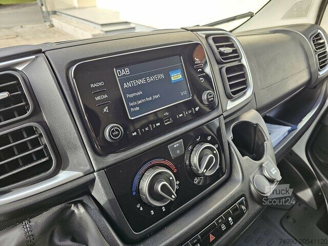 High top van Fiat Ducato 35 L3H2 MAXI 13m³ 180 teilverglast