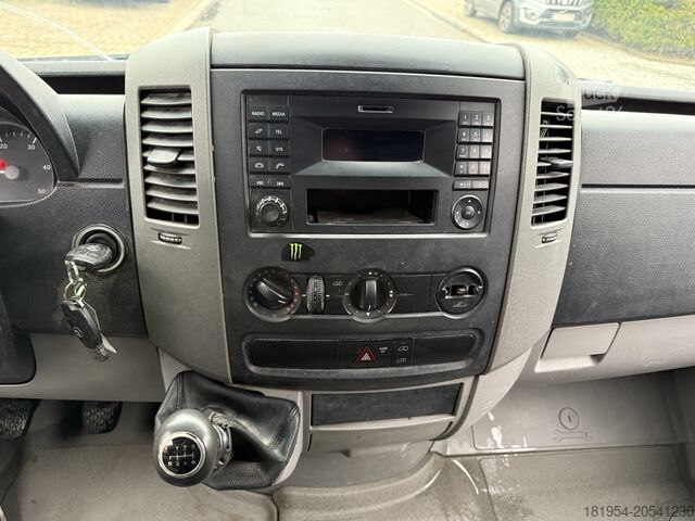 Bakwagen lang Mercedes-Benz sprinter 513cdi Maxi 2015