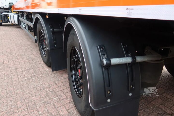 βαλίτσα SYSTEM TRAILERS LPRS 18. 2 asser gesloten  + stuuras en klep Dh...