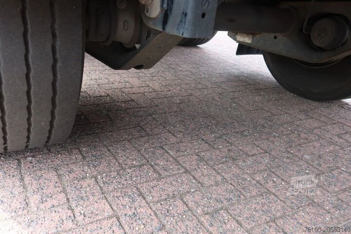 Valise SYSTEM TRAILERS LPRS 18. 2 asser gesloten + stuuras en klep Dh...