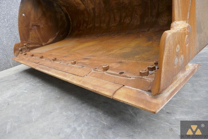 Tekerlekli̇ yükleyi̇ci̇ Caterpillar 980M