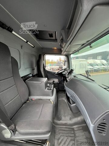 Tovorno vozilo s ravno platformo in ponjavo MERCEDES-BENZ Atego 1222 Pritsche & Plane mit LBW AHK Schalter