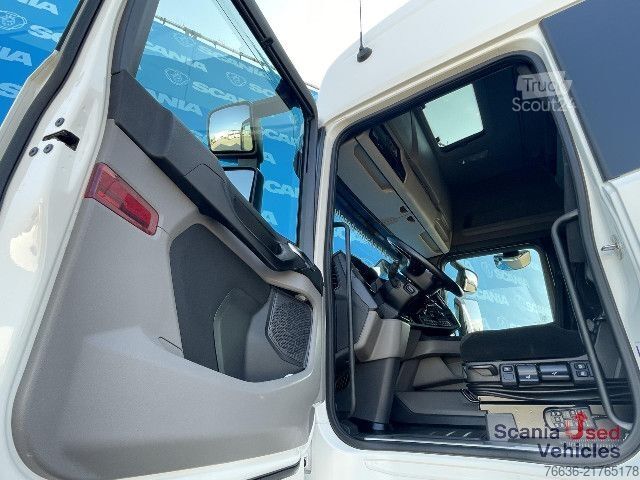 Standardni vlačilec Scania R 460 A4x2NA DIFF-L RETARDER P-AIRCO VECTO 3 ACC