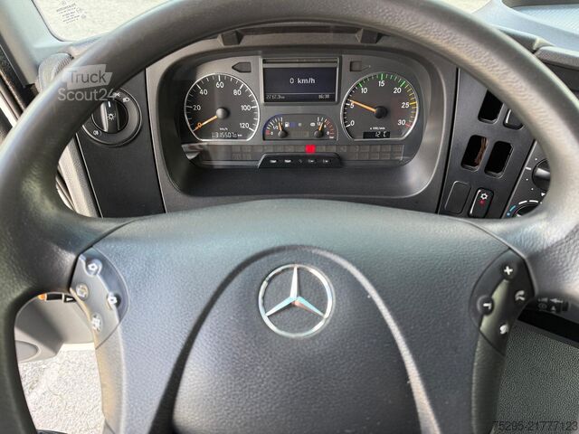 Haszongépjármű Mercedes-Benz Atego  818 L Koffer LBW Klima AHK 3 Sitze TÜV neu
