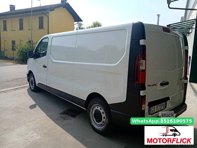 شاحنة ذات قاعدة عجلات طويلة Renault Trafic L