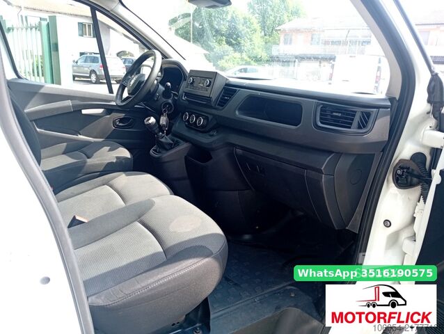 شاحنة ذات قاعدة عجلات طويلة Renault Trafic L
