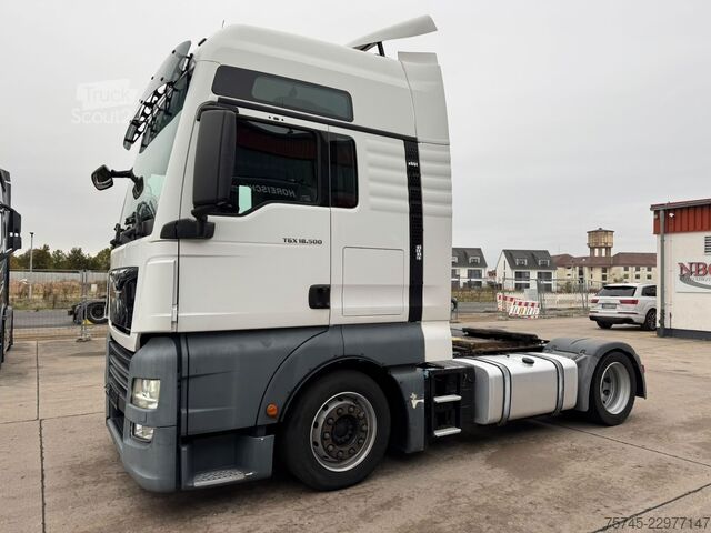 Volumen trækker MAN TGX 18.500 XXL * RETARDER * STANDKLIMA * VER. SA
