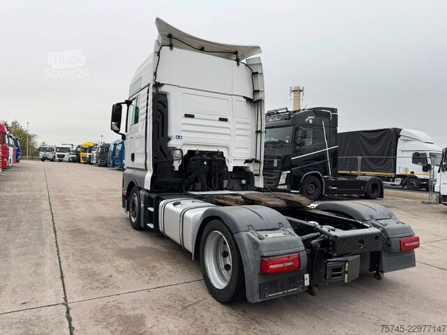 Volumen trækker MAN TGX 18.500 XXL * RETARDER * STANDKLIMA * VER. SA