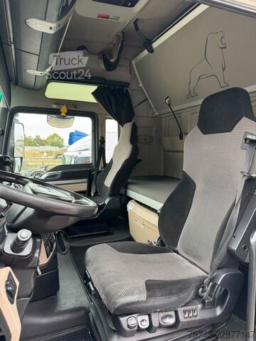 Volumen trækker MAN TGX 18.500 XXL * RETARDER * STANDKLIMA * VER. SA