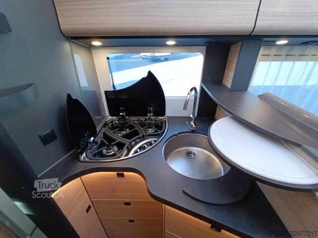 Entegre karavan MALIBU I 470 RB LE K comfort 4,2t Messeangebot CSD 2026