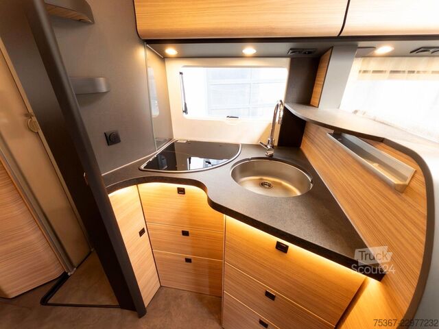 Entegre karavan MALIBU I 470 RB LE K comfort 4,2t Messeangebot CSD 2026