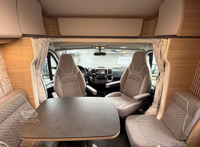Yarı entegre karavan MALIBU T 470 RB LE K comfort Messeangebot CSD 2026