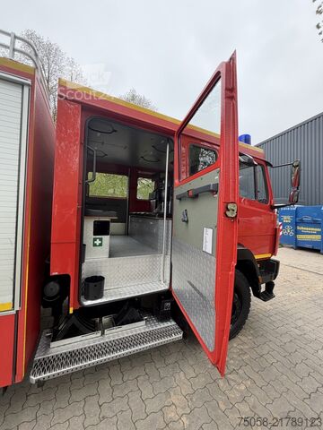 пожарна служба Mercedes-Benz 917AF - Feuerwehr - 11 TKm - 4x4 - 1. Ha