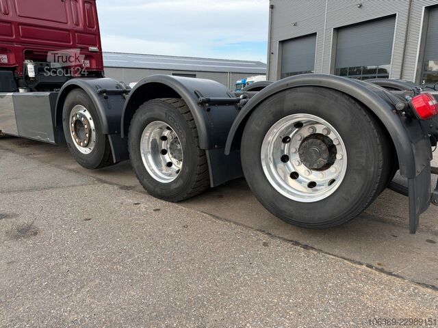 Podwozie ciężarówki DAF XF530 8x2/4 Super Space Cab chassis