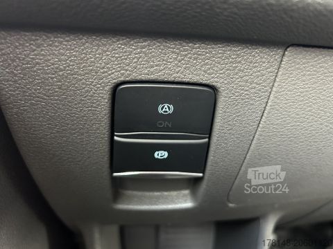 Polointegrovaný karavan Roller Team Kronos 234 TL