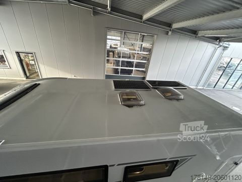 Half-integraal camper Roller Team Kronos 234 TL