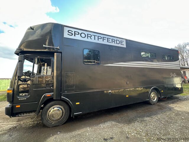 Tovorni avtomobil za prevoz živine Volvo FL 6