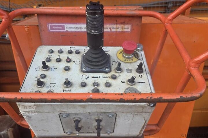 Scherenhebebühne Holland Lift Megastar G320DL30-4WDS/N Diesel, 4x4x4 Drive, 34m